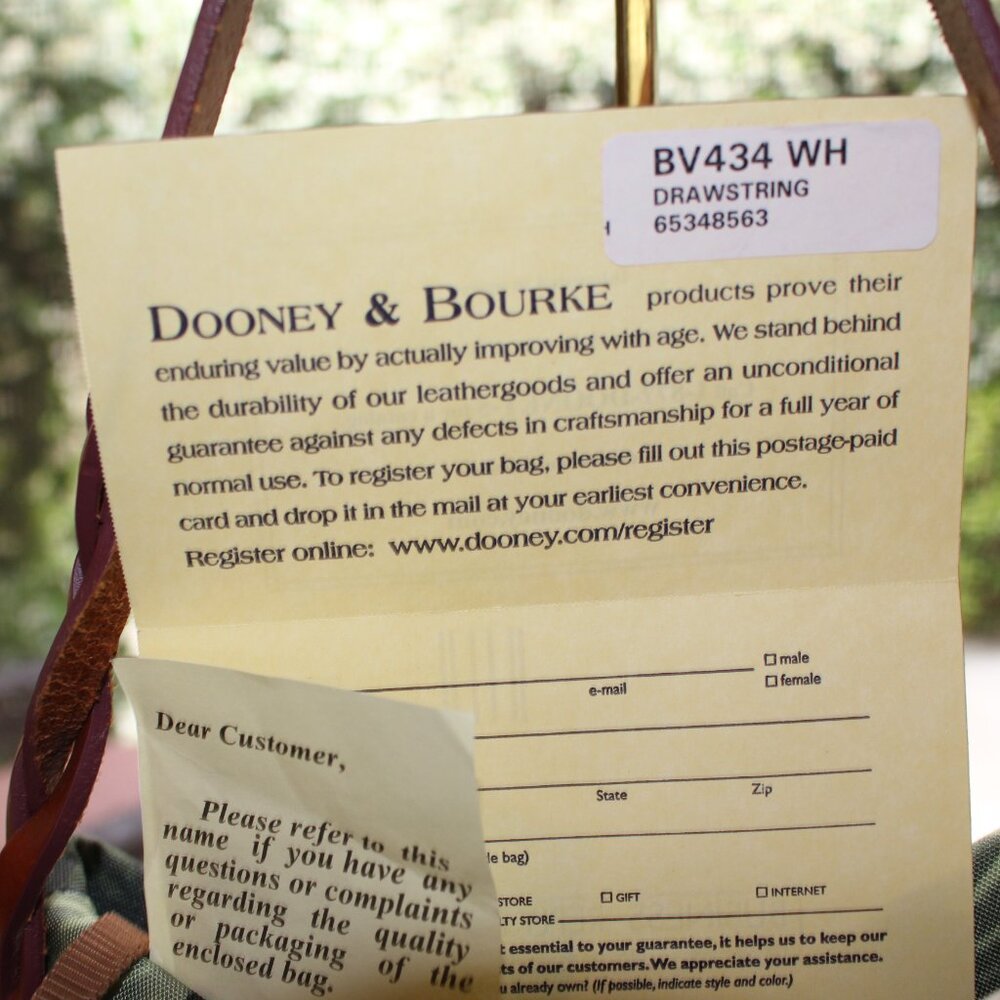 Dooney & Bourke Banana Leaf Summer Bag - Picture 3 of 9